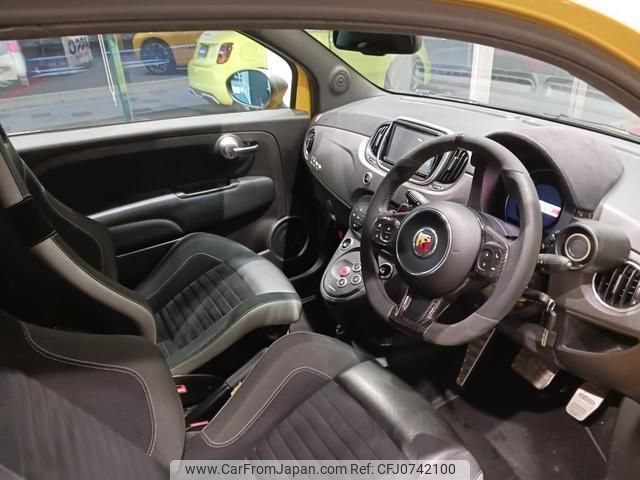 abarth 595 2018 quick_quick_31214T_ZFA3120000J854045 image 2