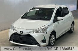 toyota vitz 2017 CFJ1886542
