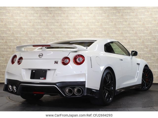 2016 Nissan Gt-r R35 - Car Price $95,657