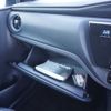 toyota auris 2017 quick_quick_DAA-ZWE186H_ZWE186-1008096 image 12