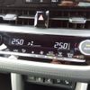toyota corolla-cross 2024 CFJ1774837 image 15