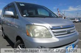 toyota noah 2006 CFJ1658709