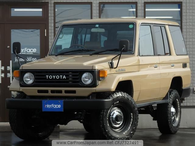 70th ANNIVERSARY LAND CRUISER【非売品】 Toyota Celebrates 30 Years of 