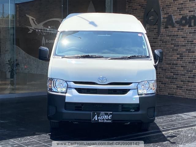 toyota hiace-commuter 2024 quick_quick_GDH223B_GDH223B-2007456 image 2