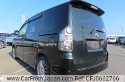 toyota voxy 2007 NIKYO_HY40712