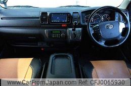 toyota hiace-van 2015 504928-922842