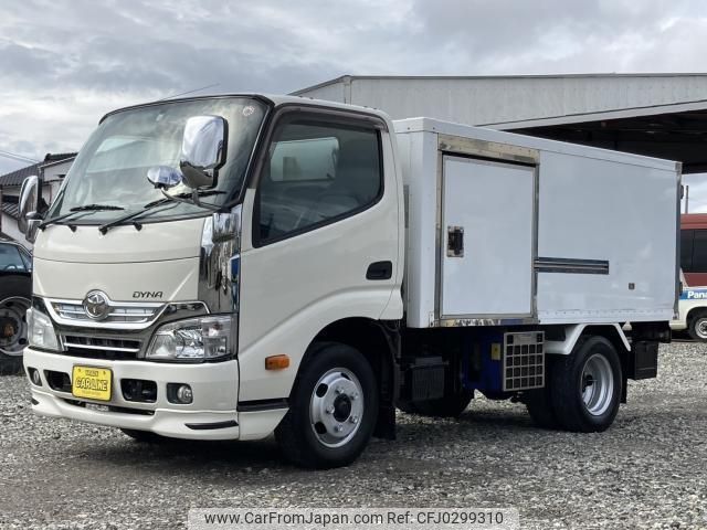 toyota dyna-truck 2012 GOO_NET_EXCHANGE_0803477A20241008G002 image 1