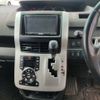 toyota noah 2010 CFJ1824705 image 7