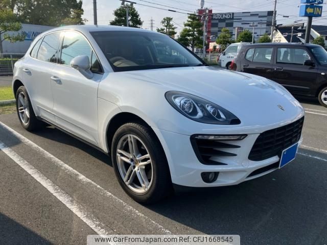 porsche macan 2015 CFJ1668545 image 1