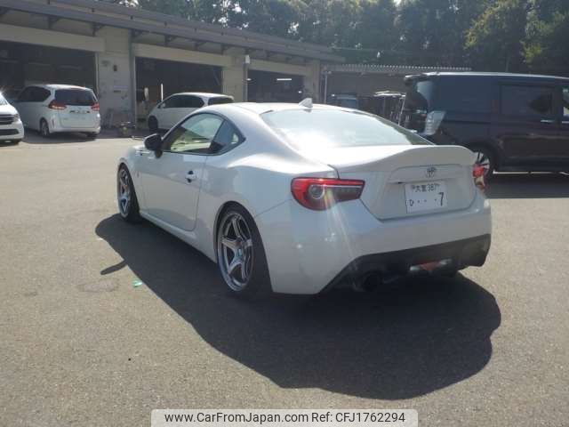 toyota 86 2018 CFJ1762294 image 2