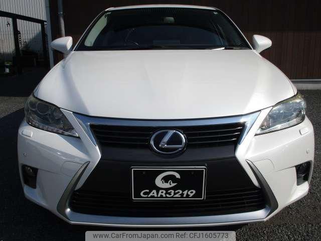 lexus ct 2011 CFJ1605773 image 2