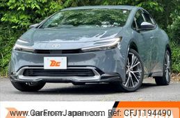 toyota prius 2023 -TOYOTA--ﾌﾟﾘｳｽ 4WD 6AA-MXWH65--MXWH65-4003988---TOYOTA--ﾌﾟﾘｳｽ 4WD 6AA-MXWH65--MXWH65-4003988-