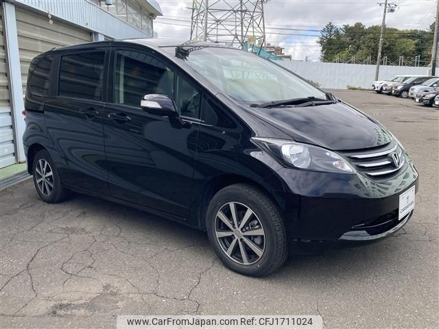 honda freed 2011 CFJ1711024 image 2