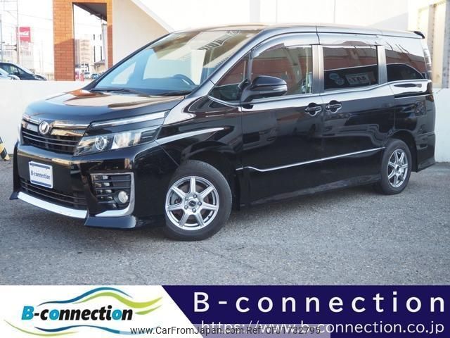 toyota voxy 2014 CFJ1732795 image 1
