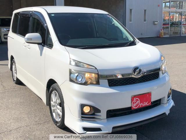 toyota voxy 2010 quick_quick_DBA-ZRR70W_0377124 image 2