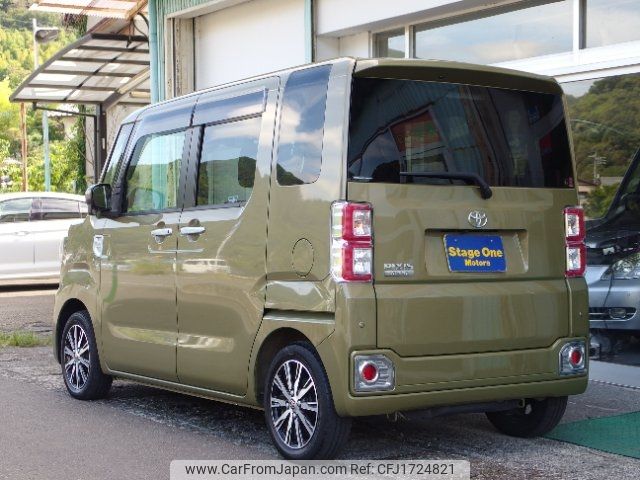 toyota pixis-mega 2022 CFJ1724821 image 2
