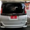 toyota noah 2018 -TOYOTA--Noah DBA-ZRR80W--ZRR80-0430903---TOYOTA--Noah DBA-ZRR80W--ZRR80-0430903- image 5