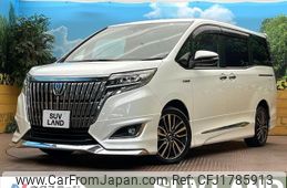 toyota esquire 2018 CFJ1785913
