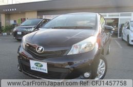 toyota vitz 2014 CFJ1457758