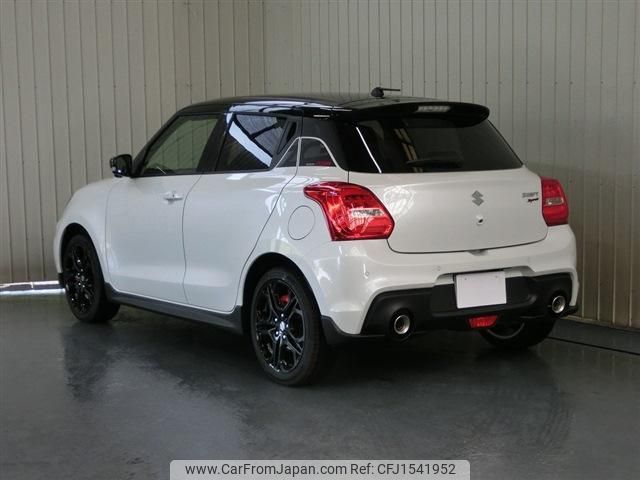suzuki swift 2025 CFJ1541952 image 2