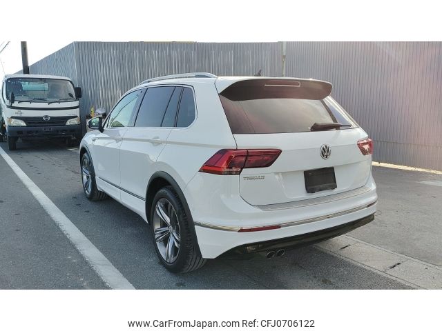 volkswagen tiguan 2018 -VOLKSWAGEN--VW Tiguan ABA-5NCZE--WVGZZZ5NZJW893107---VOLKSWAGEN--VW Tiguan ABA-5NCZE--WVGZZZ5NZJW893107- image 2