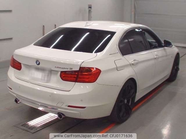 bmw 3-series 2014 -BMW 【横浜 32Yﾓ 17】--BMW 3 Series DAA-3F30--WBA3F92040KL53954---BMW 【横浜 32Yﾓ 17】--BMW 3 Series DAA-3F30--WBA3F92040KL53954- image 2