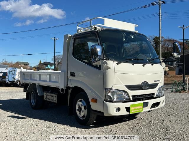 hino dutro 2019 GOO_NET_EXCHANGE_0561411A30241224W001 image 1