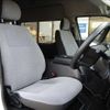 toyota hiace-commuter 2017 CFJ1558818 image 19