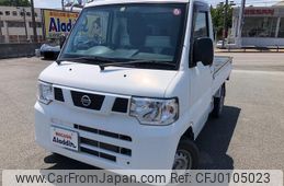 nissan nt100-clipper-truck 2012 GOO_JP_700080241230240812001