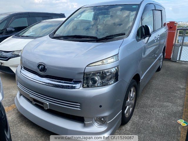 2007 Toyota Voxy ZRR75W - Car Price $3,696