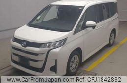 toyota noah 2022 CFJ1842832