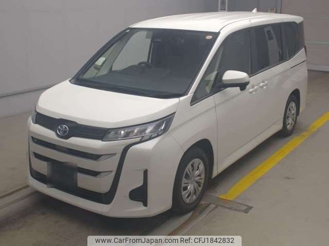 toyota noah 2022 CFJ1842832 image 1