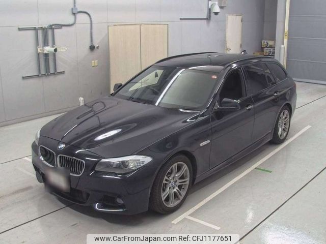 bmw 5-series 2012 -BMW--BMW 5 Series MT25-WBAMT52010DS18599---BMW--BMW 5 Series MT25-WBAMT52010DS18599- image 1