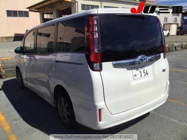 toyota noah 2015 CFJ1814527 image 2
