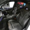 bmw m5 2018 -BMW--BMW M5 ABA-JF44M--WBSJF02010GA03881---BMW--BMW M5 ABA-JF44M--WBSJF02010GA03881- image 26