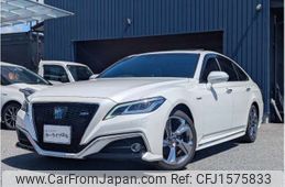 toyota crown 2019 CFJ1575833
