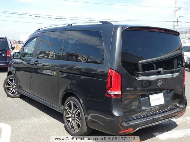 mercedes-benz v-class 2020 CFJ1771213 image 2
