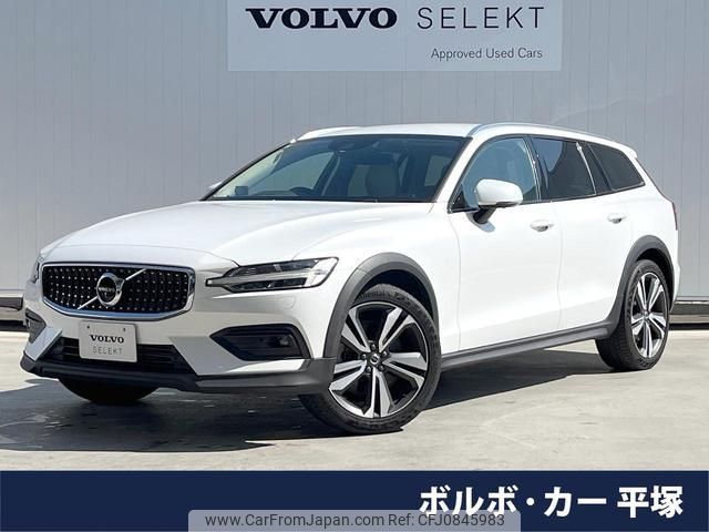 volvo v60 2019 quick_quick_ZB420_YV1ZZ10MCK1001913 image 1