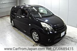 toyota isis 2013 -TOYOTA--Isis ZGM10W-0046018---TOYOTA--Isis ZGM10W-0046018-