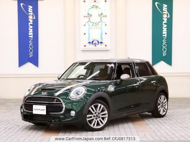 mini mini-others 2017 quick_quick_DBA-XS20_WMWXS720102E46239 image 1