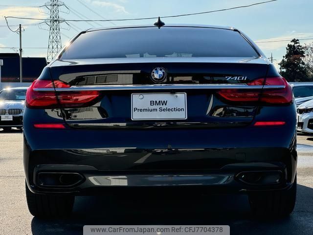 bmw 7-series 2017 quick_quick_7A30_WBA7A22080G855604 image 2