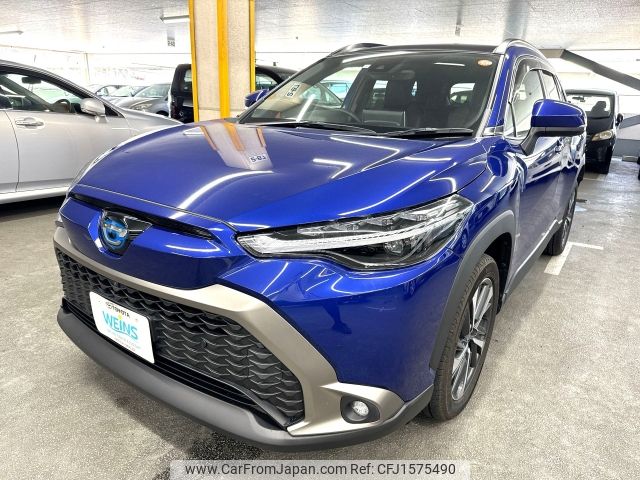 toyota corolla-cross 2023 CFJ1575490 image 1