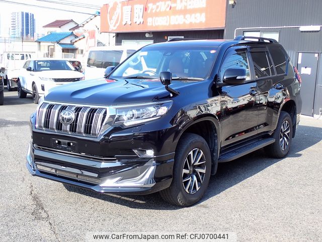 toyota land-cruiser-prado 2020 25522104 image 1