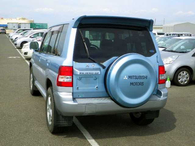 mitsubishi pajero-io 2003 No.11917 image 2