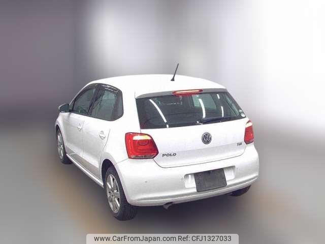 volkswagen polo 2013 -VOLKSWAGEN--VW Polo DBA-6RCBZ--WVWZZZ6RZDU025305---VOLKSWAGEN--VW Polo DBA-6RCBZ--WVWZZZ6RZDU025305- image 2