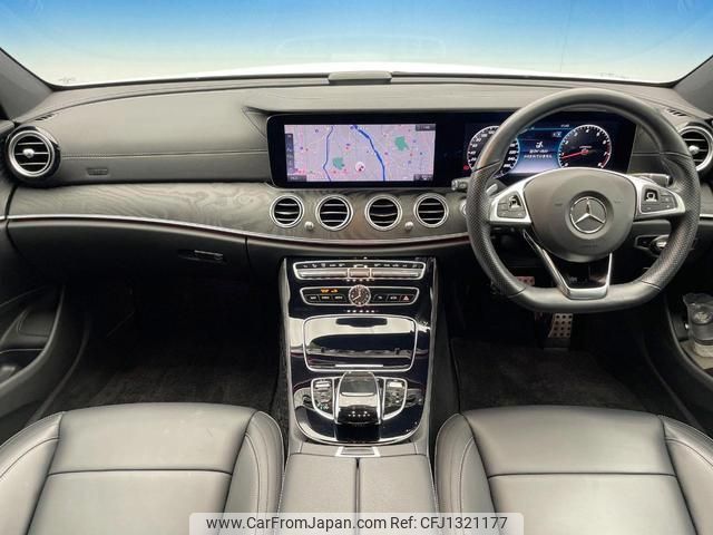 mercedes-benz e-class 2018 quick_quick_213042C_WDD2130422A333320 image 2
