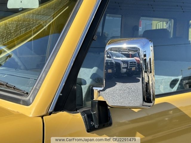 2000 Toyota Land Cruiser JDM car for sale — photo 15 of 20