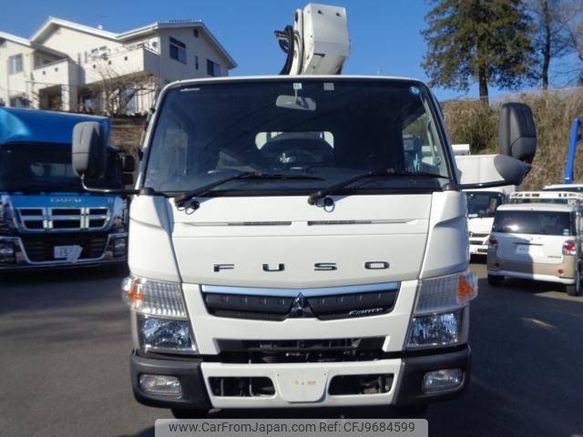 mitsubishi-fuso canter 2017 CFJ9684599 image 2