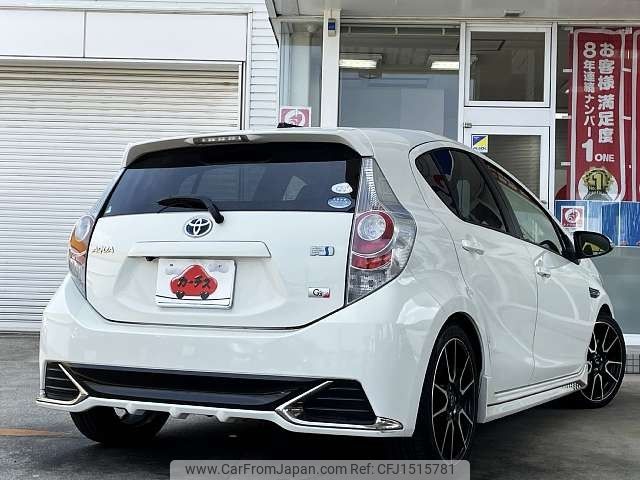 toyota aqua 2013 CFJ1515781 image 2
