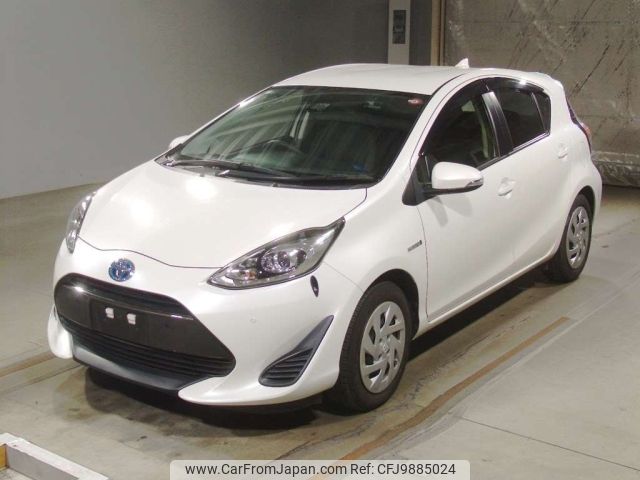 toyota aqua 2018 -TOYOTA--AQUA NHP10-6786394---TOYOTA--AQUA NHP10-6786394- image 1